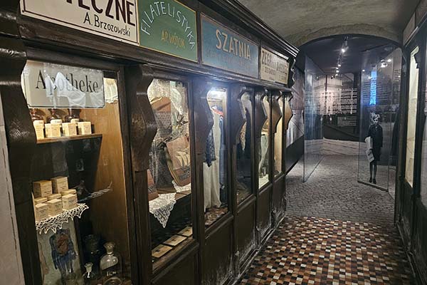 Visite de l'usine d'Oskar Schindler